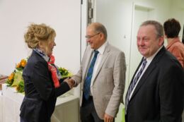 Begrüßung des ehemaligen Bundestagsabgeordneten Arnold Vaatz durch Herrn und Frau Künzelmann